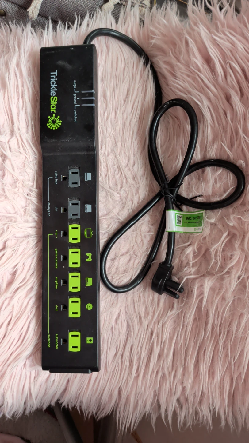 Trickle Star Surge Protector Power Bar