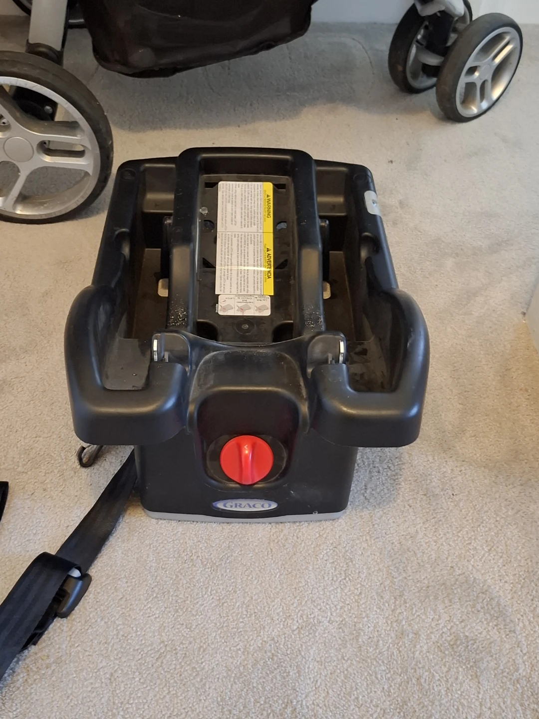 Graco SnugRide 35 Infant Car Seat with Base - photo 5