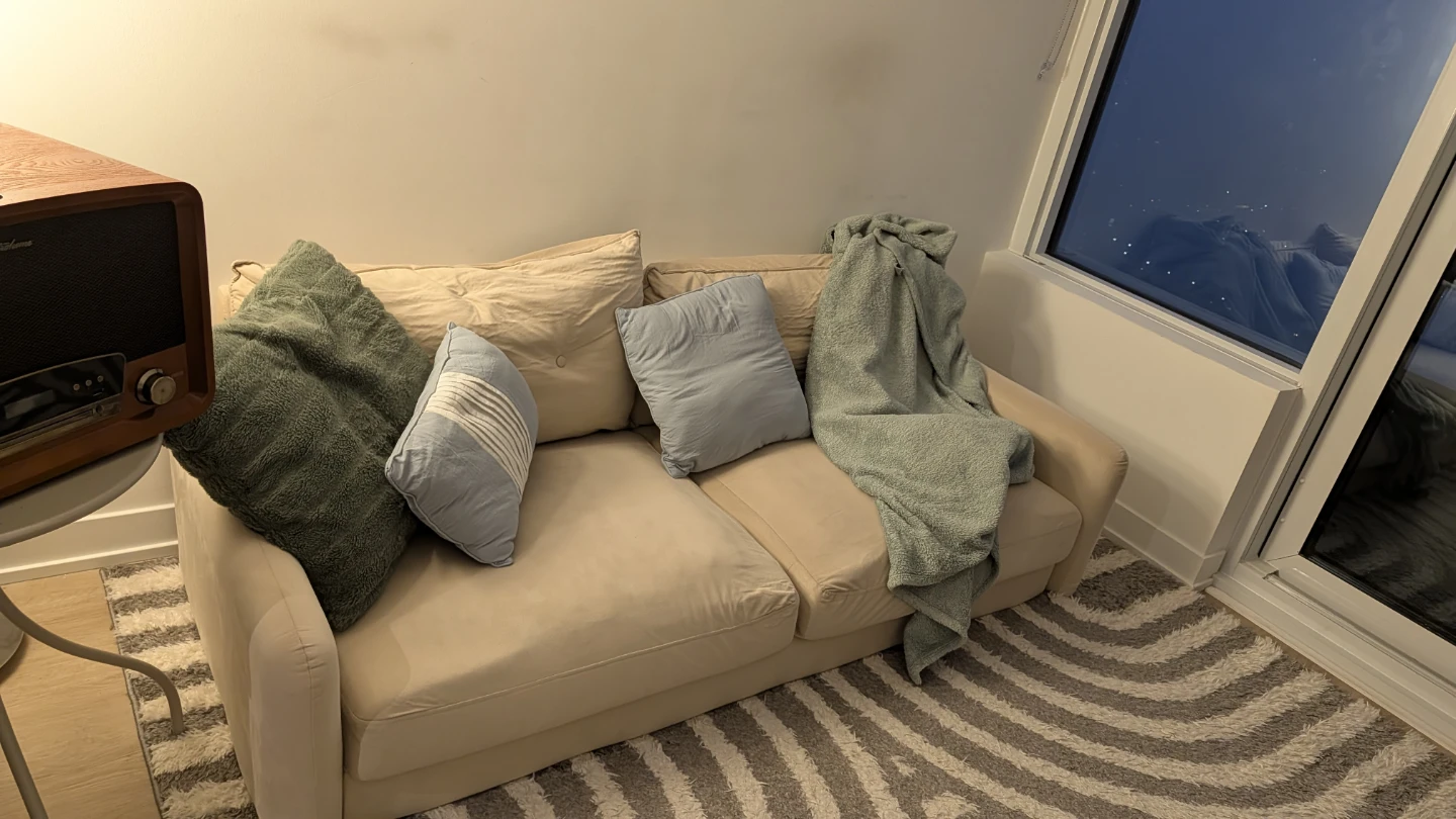 Cream Sofa FREE - photo 4