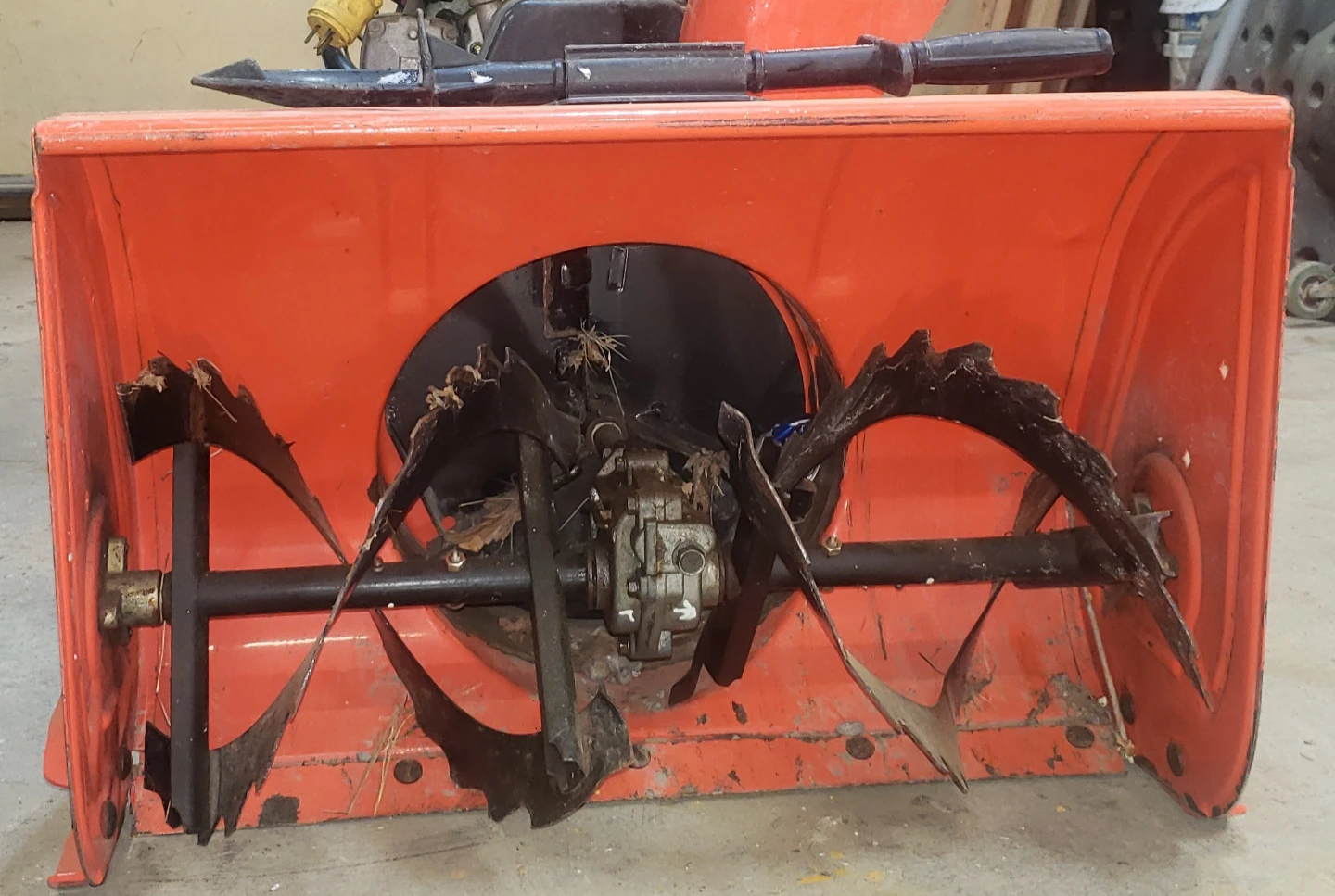 Ariens 724 Snowblower - photo 4
