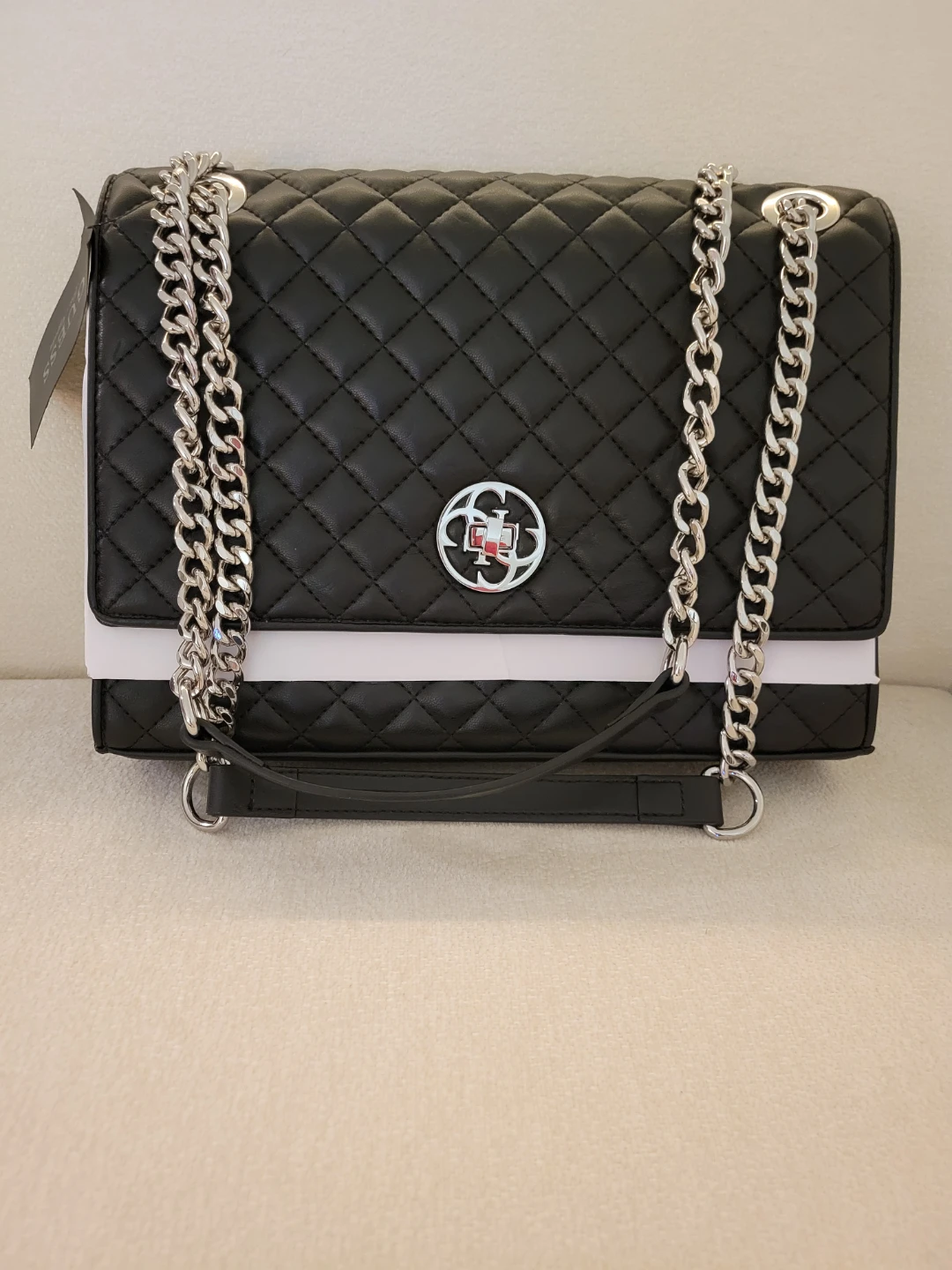 GUESS Quilted Shoulder Bags - photo 2