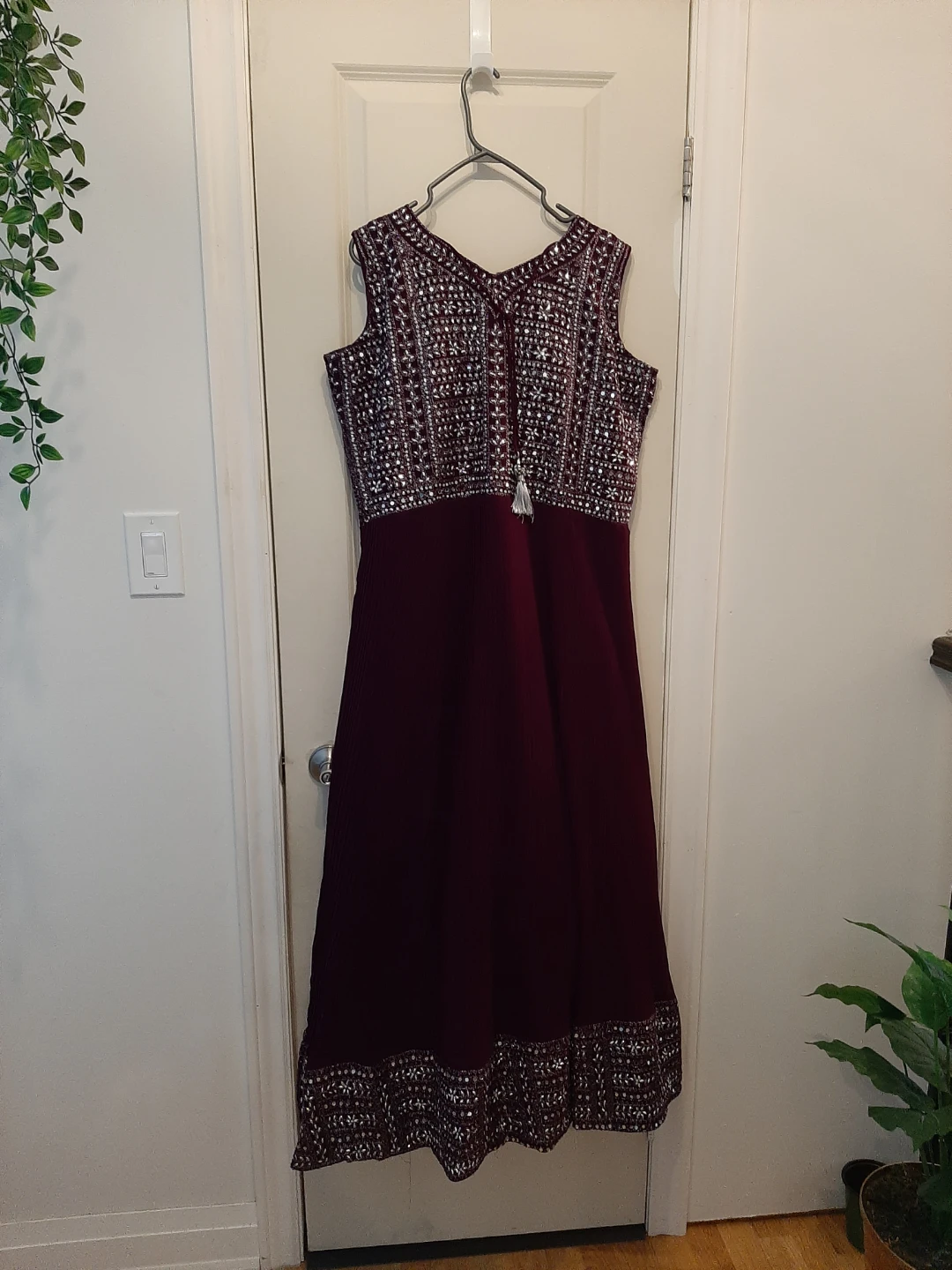 XL Brand New Never Worn Purple Embellished Sleeveless Maxi Dress - photo 2