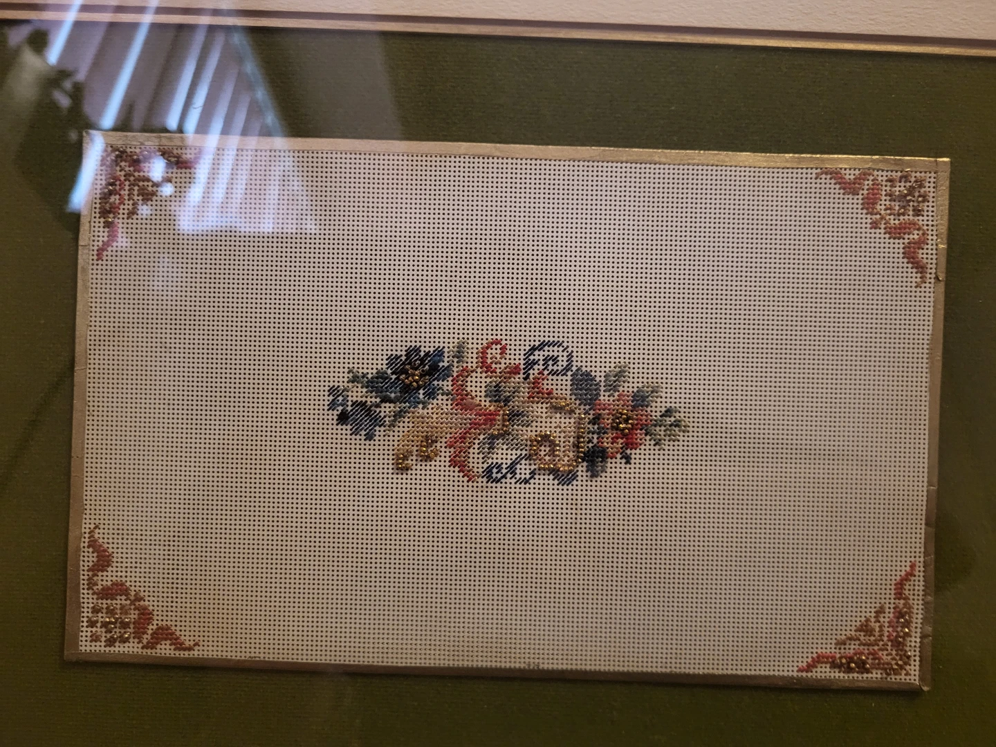 Framed Needlepoint Floral Art - photo 3