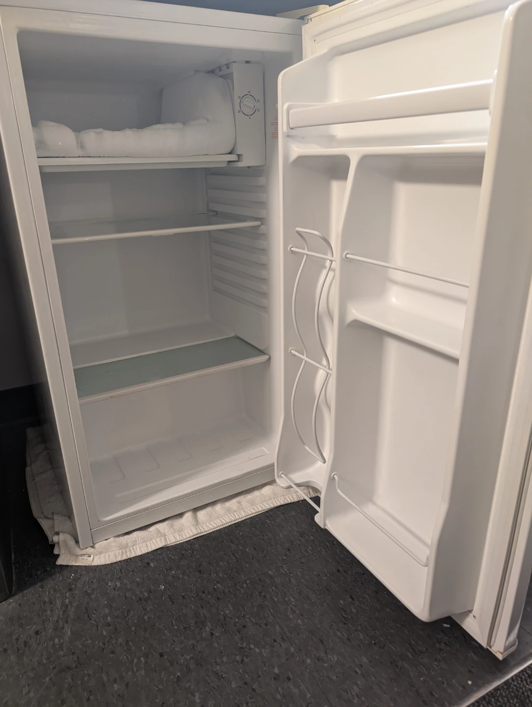 Magic Chef Mini Fridge - photo 2