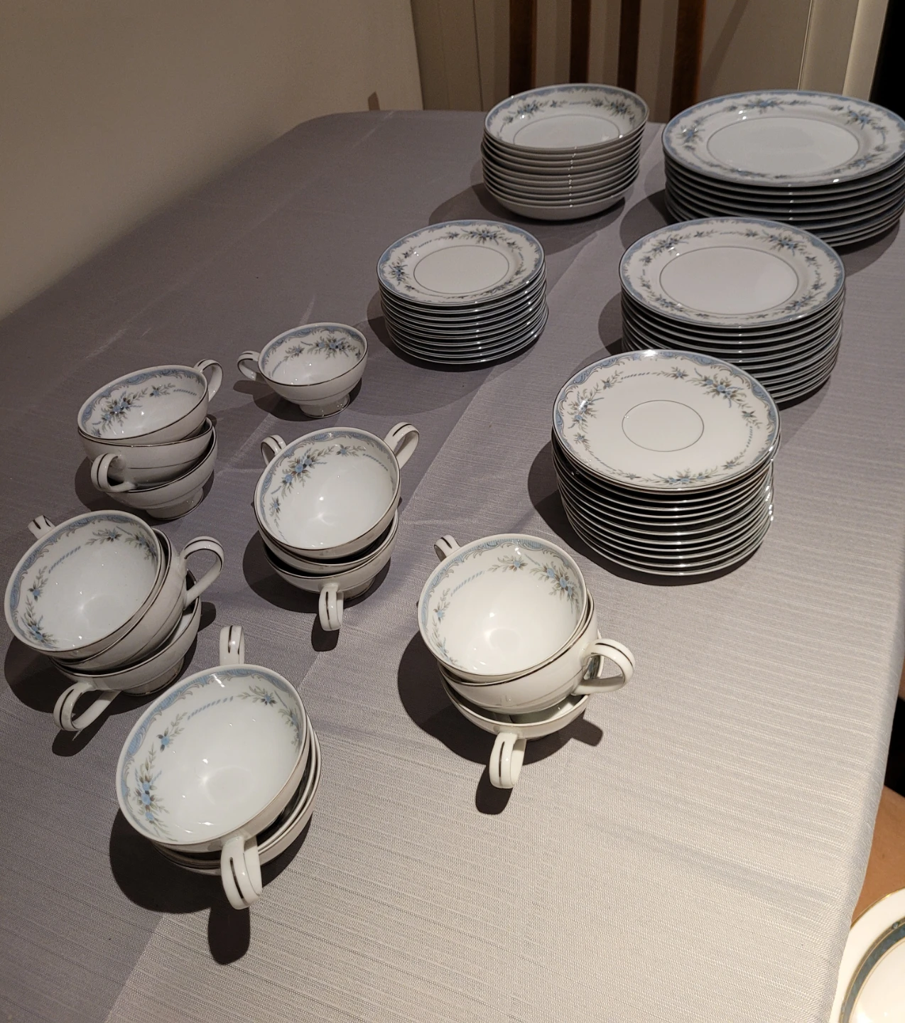 Mikasa  roslyn large set dishes china - photo 3