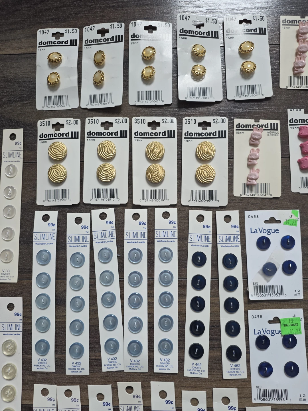 Buttons - photo 2