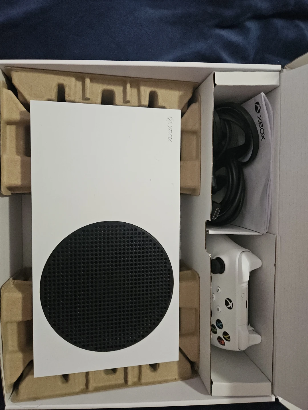 Xbox Series S Console with Controller Comes in Box - photo 5