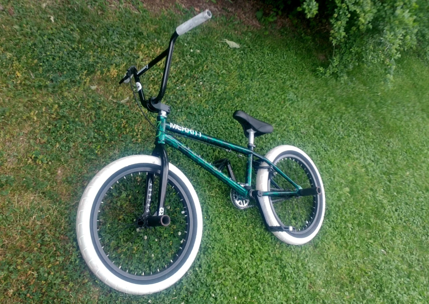 Green BMX Bike - photo 2