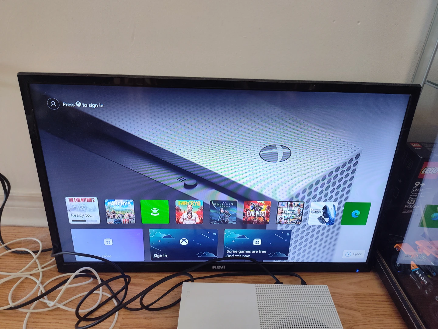 Xbox One S Console with Controller and Games - photo 2