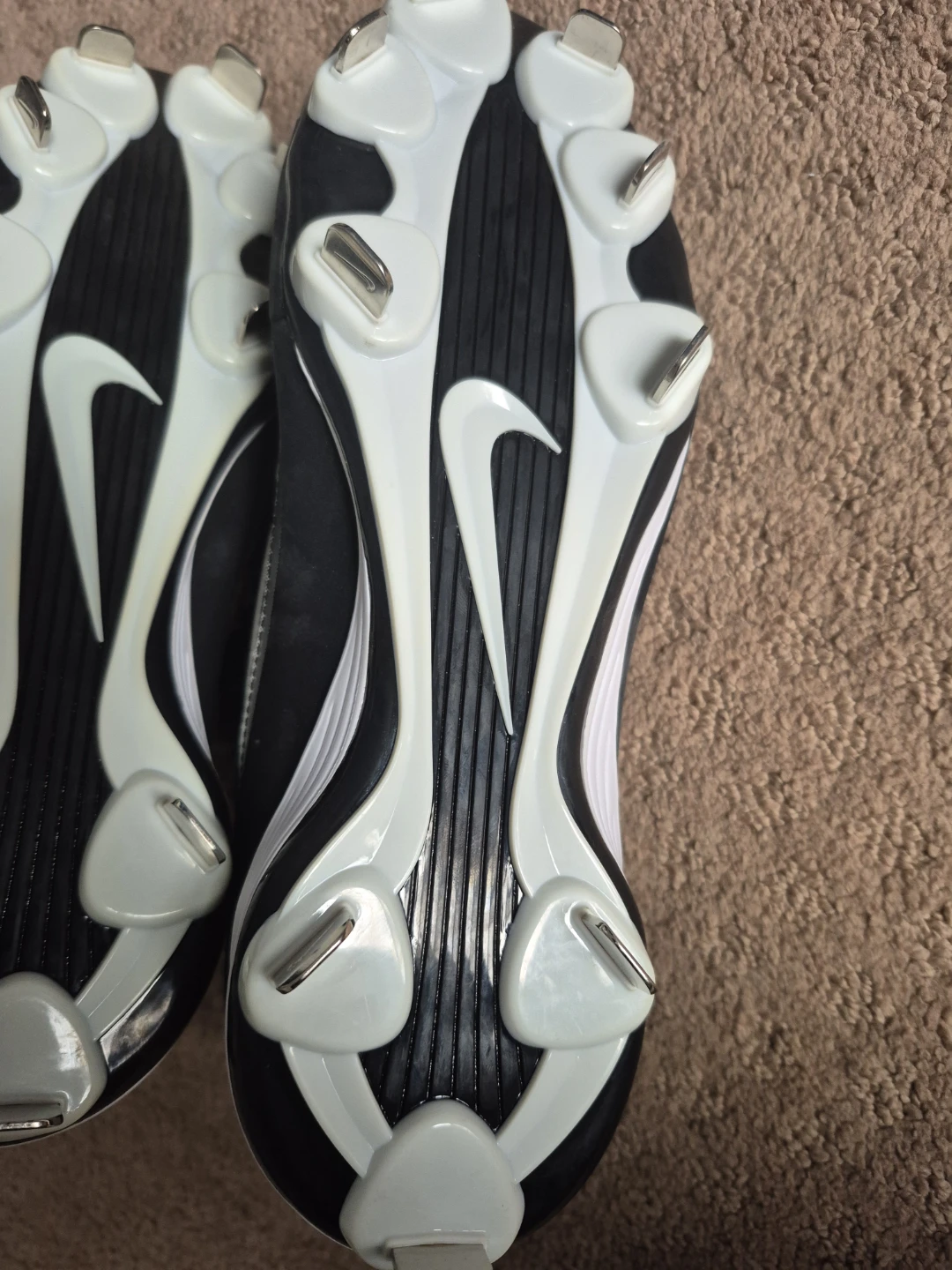 Nike  Baseball Cleats. Size 6.5 - photo 5