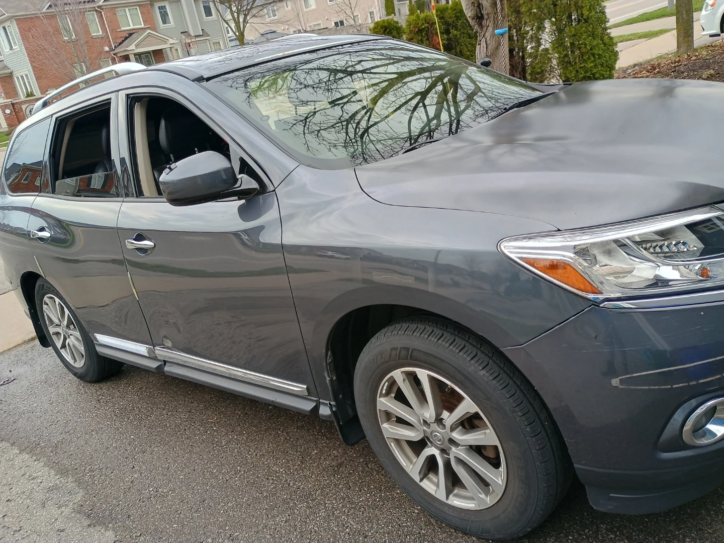 Nissan Pathfinder 2014