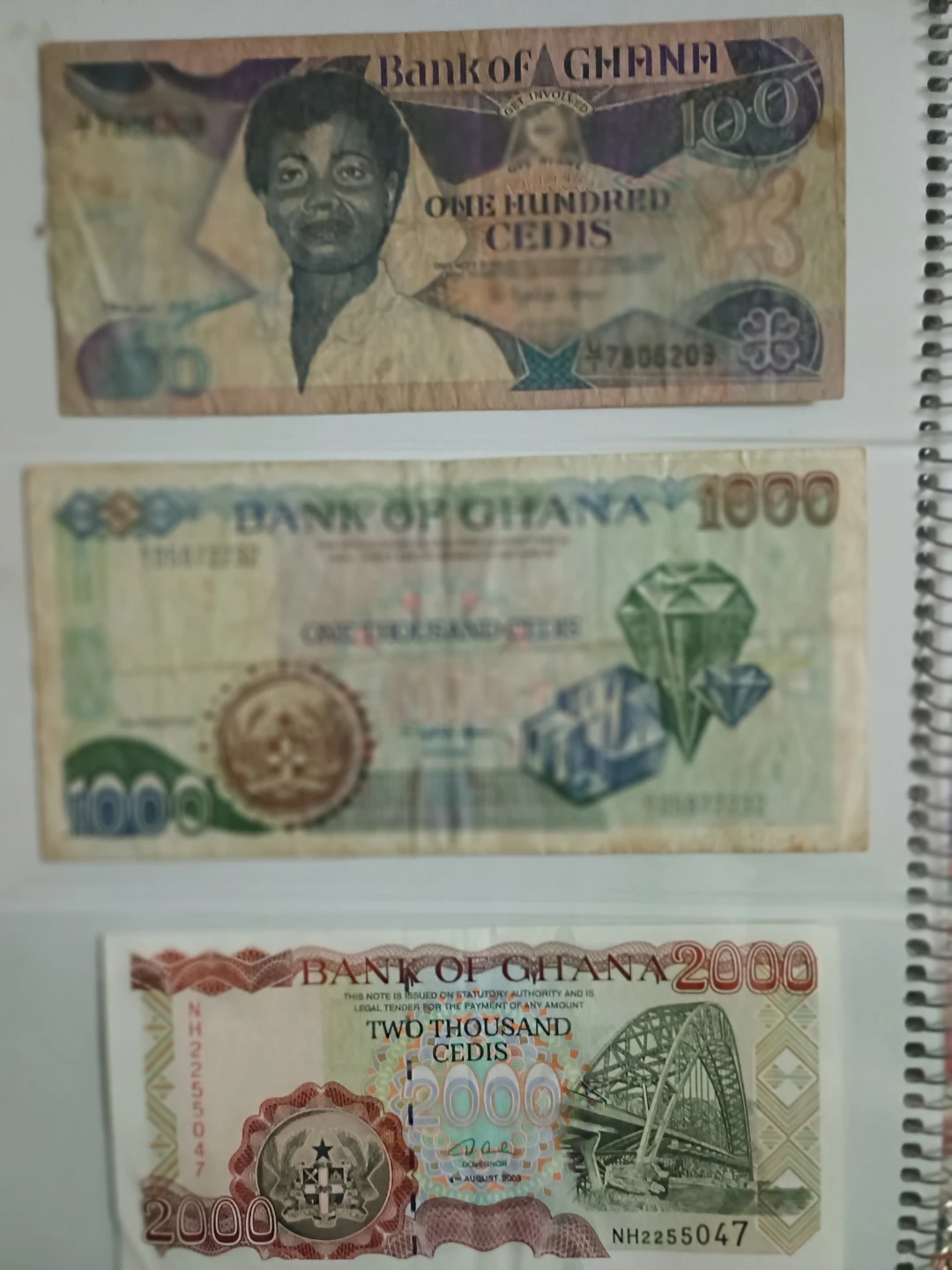 Bank of Ghana Currency Notes (100, 1000, 2000 Cedis) - photo 2