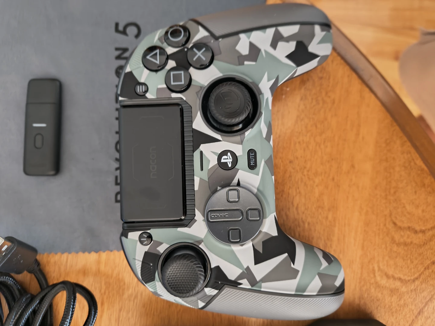 Nacon Revolution 5 Pro Controller - photo 5