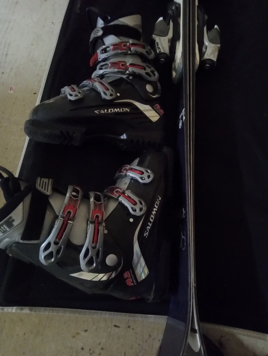 Rossignol Attraxion Ski Boots and Skis - photo 2