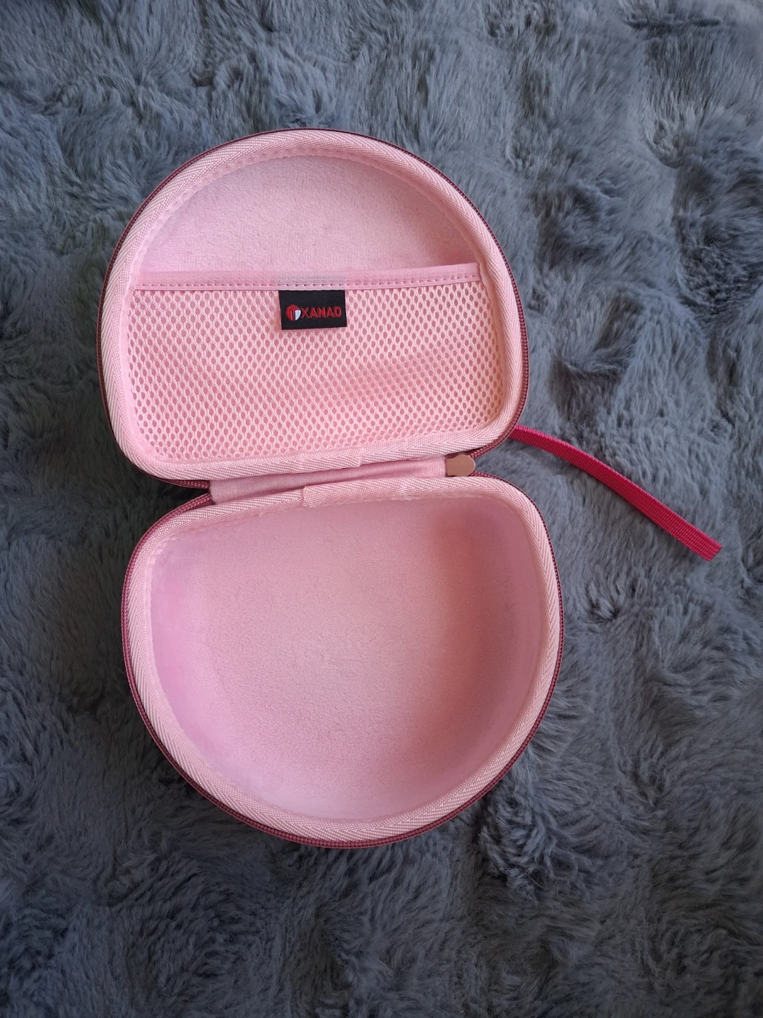 Pink Hard Shell Headphone Carrying Case - photo 3