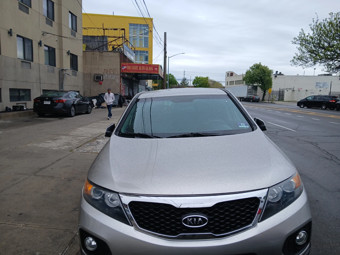 Kia Sorento Silver SUV - photo 4