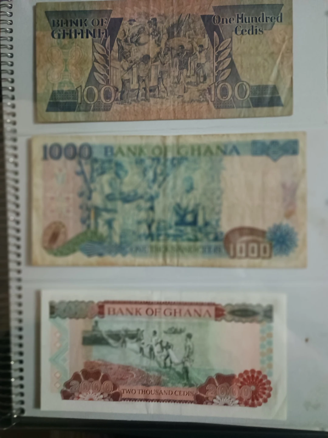 Bank of Ghana Currency Notes (100, 1000, 2000 Cedis) - photo 3