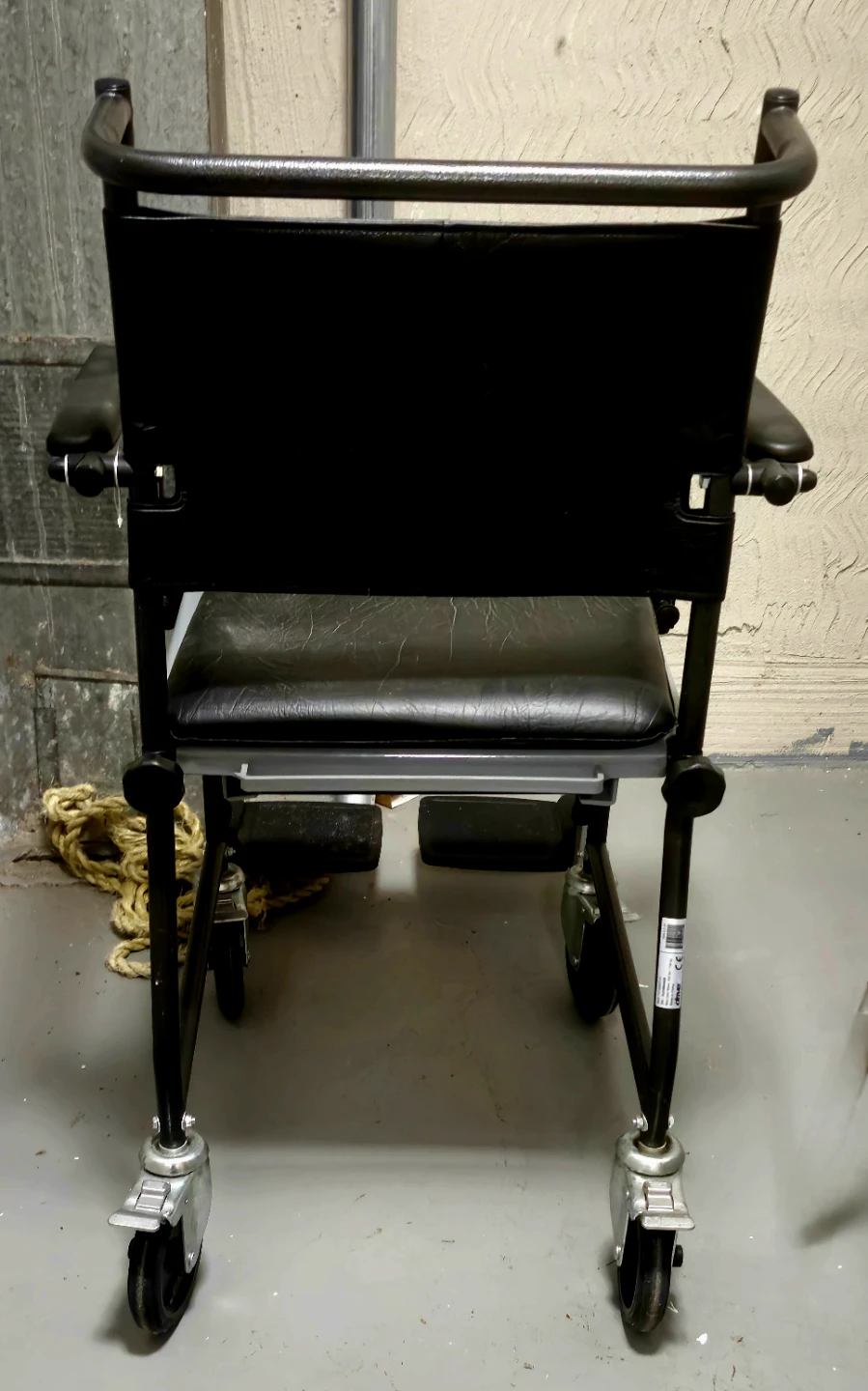Medigas Commode Chair - photo 3