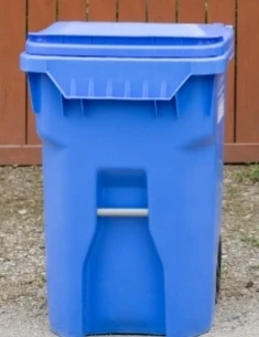 Trash Bin - Cleaning - photo 2