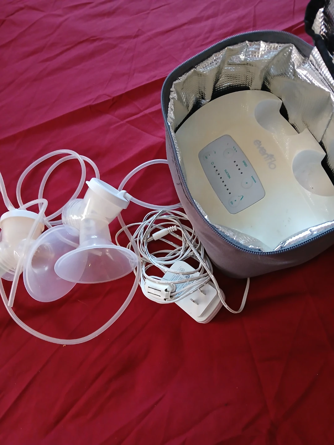 Evenflo Electric Breast Pump with Carrying Bag - photo 2