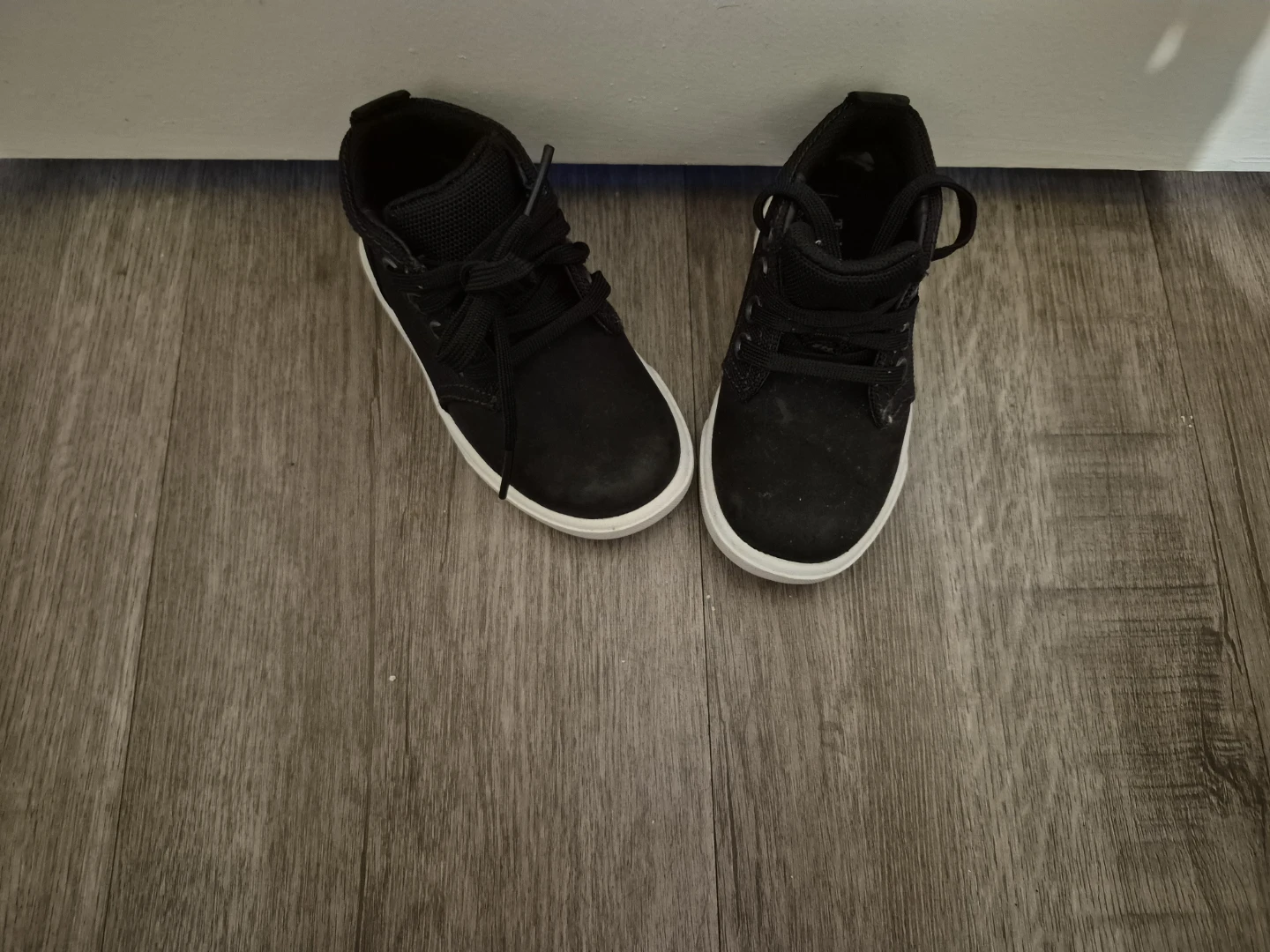 Timberland Kids Black Chukka Boots Size 4