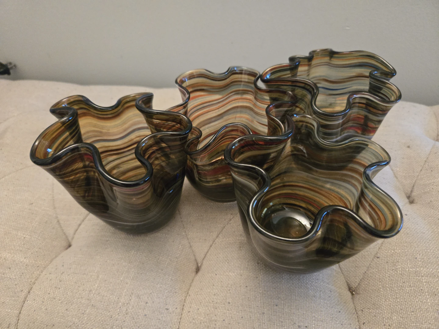 Ruffeld Handkerchief Glass Vases - photo 2