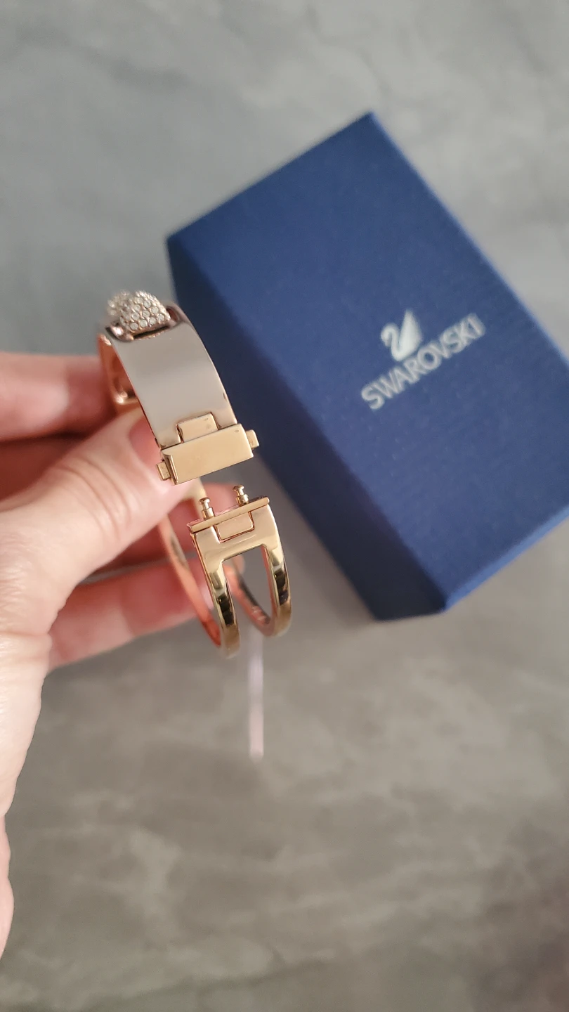 Swarovski Rose Gold Tone Bangle Bracelet with Crystals - photo 4