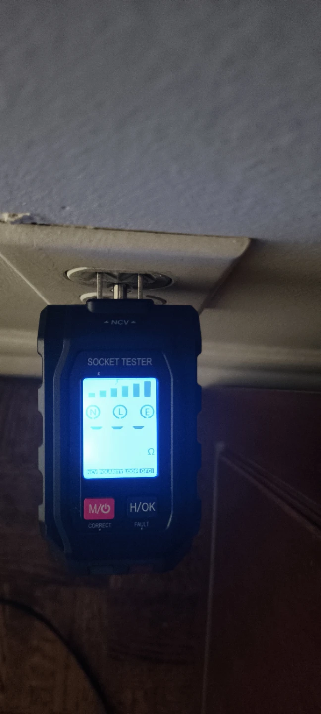 Outlet Safety Tester – ETL Listed (GFCI + NCV) - photo 4