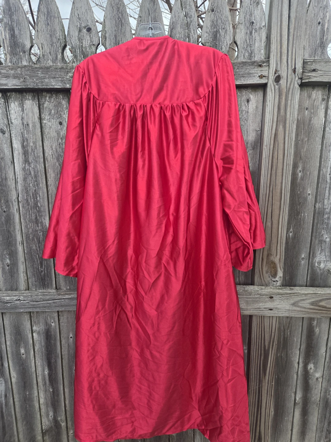 Smooth Red Graduation Cap and Gown Set - photo 2