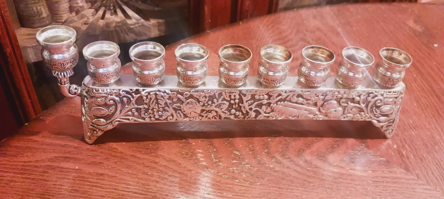 Gorgeous Vintage Ornate Silver CHANUKAH  🕎  MENORAH - photo 3