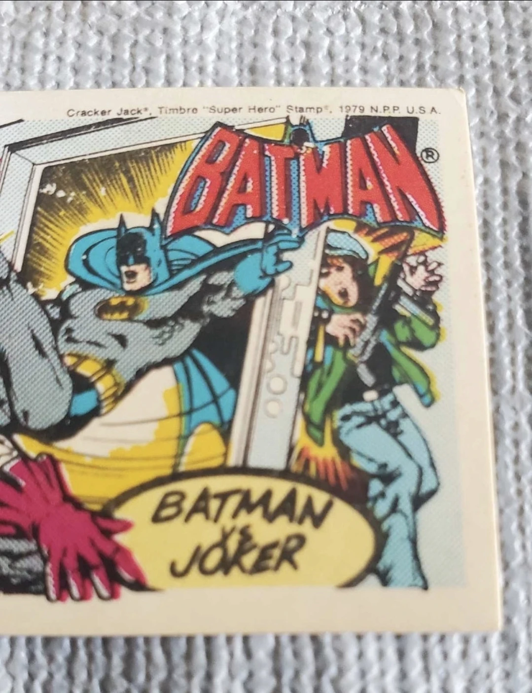 1979 Cracker jack DC comics batman vs Joker stamp card - photo 3