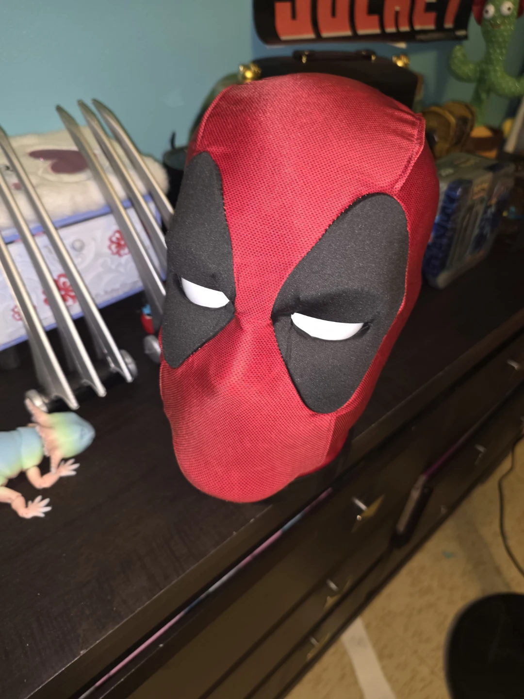 Deadpool interactive head - photo 3
