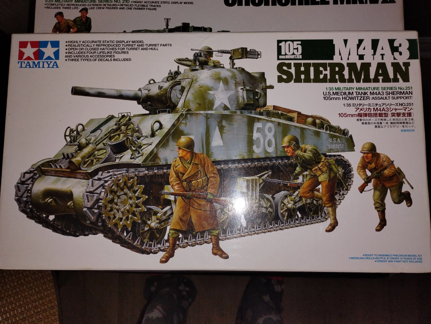 Tamiya 1/35 M4A3 Sherman 105mm Howitzer Model Kit