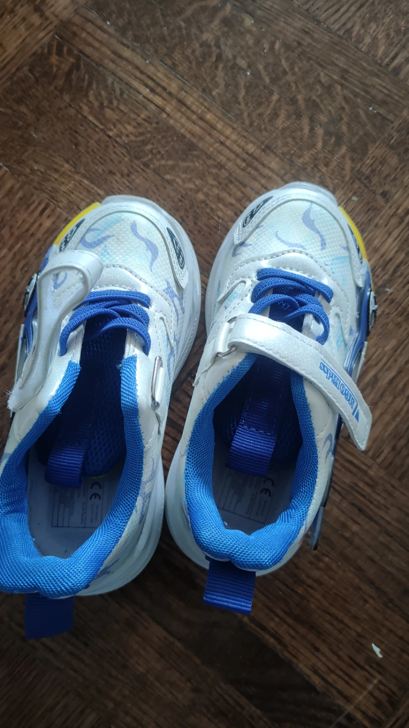 Kids' lightning Shoes with Car Design- size 7 - photo 2