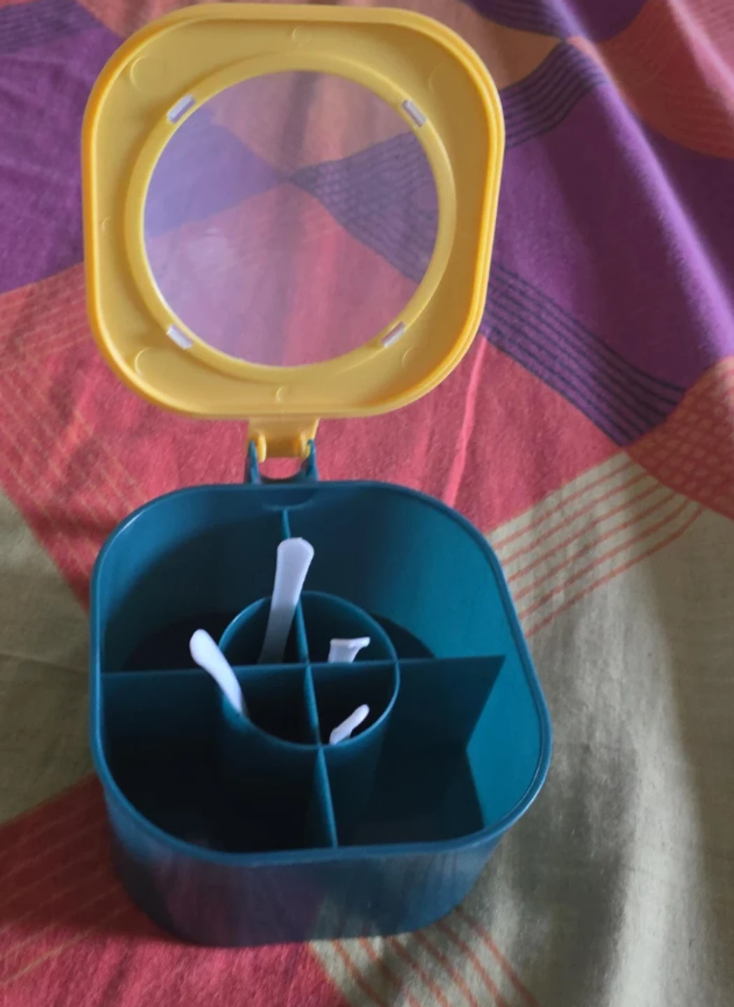 Plastic Compartment Organizer with Lid