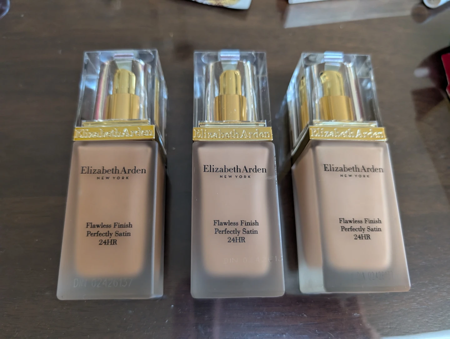 Brand new, Elizabeth Arden Flawless Finish Foundation