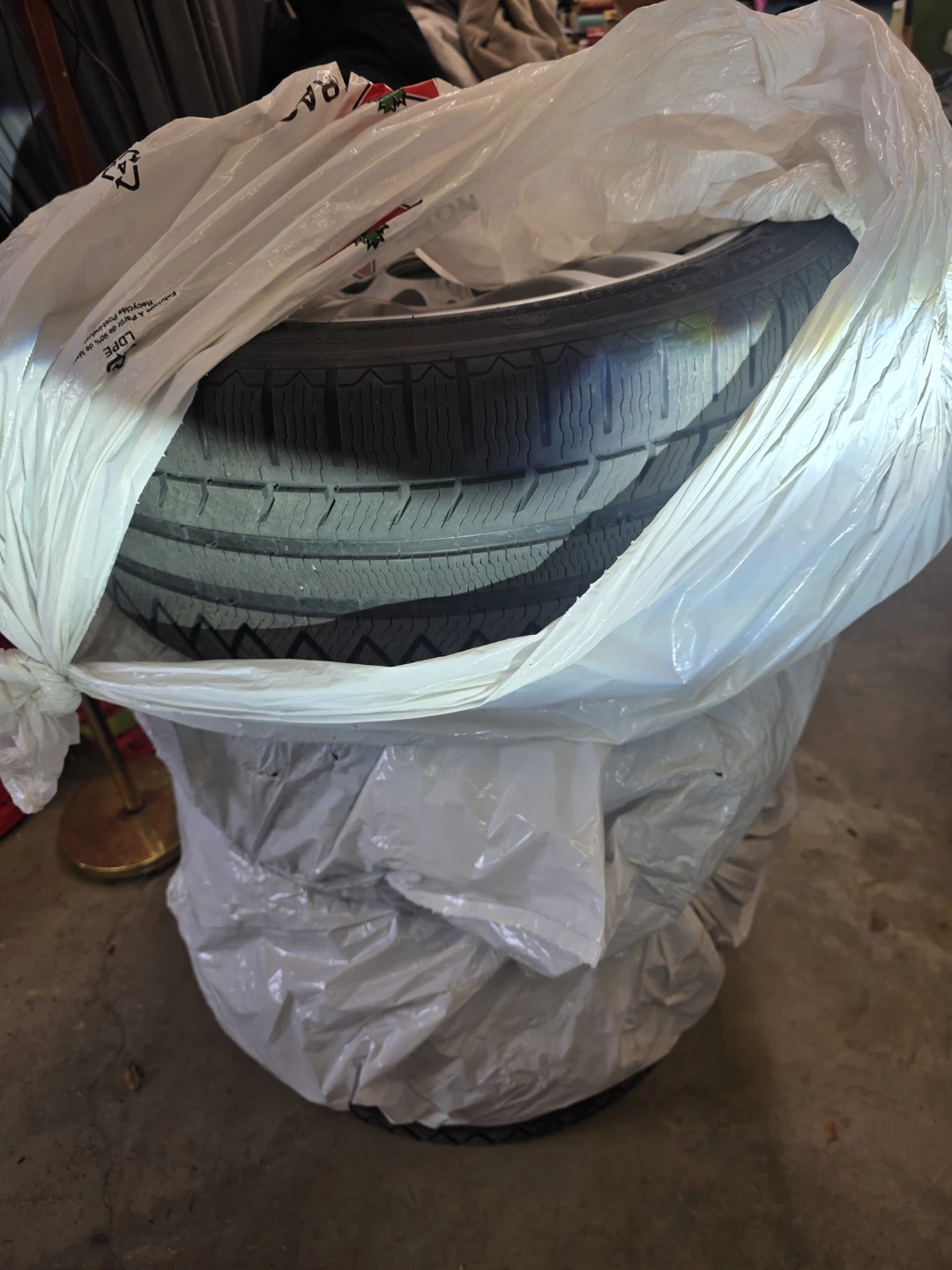 BMW Set of 4 Used Winter Tires with Rims - photo 2
