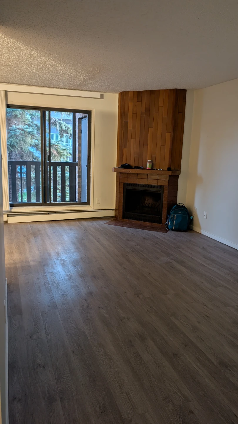 Private room for rent - photo 2