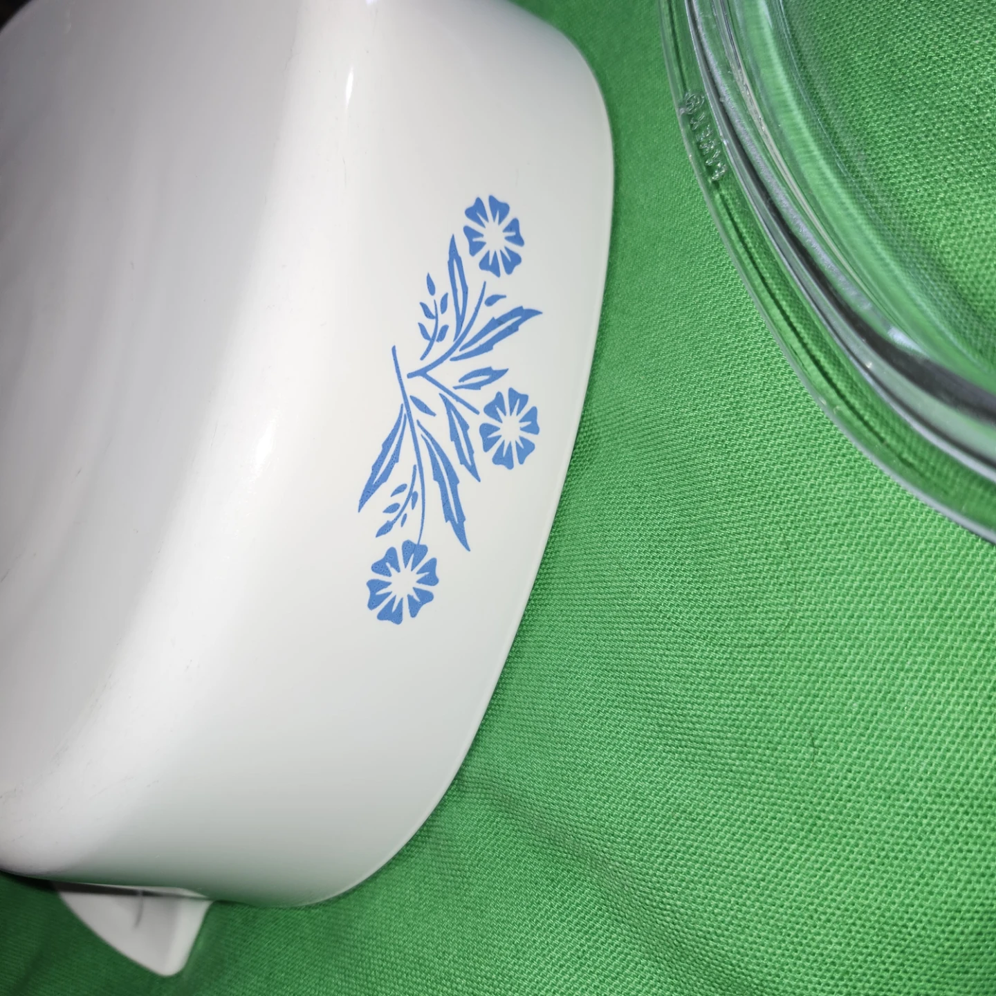 CorningWare Blue Cornflower with Glass Lid