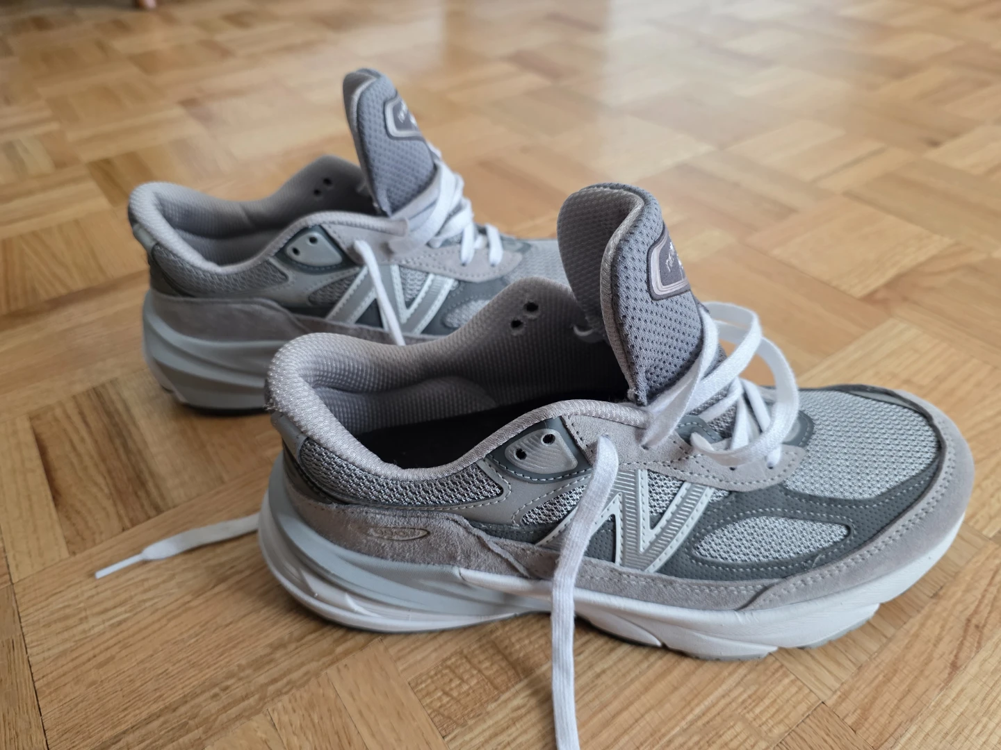 New Balance 990 V6 Running Shoes - Grey - photo 4