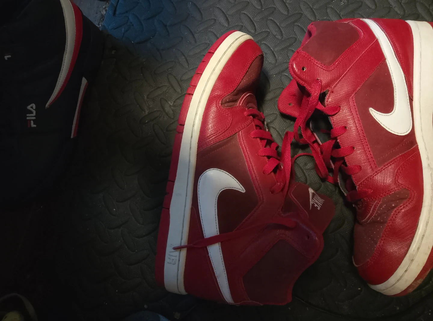 Nike Red High-Top Sneakers US 9