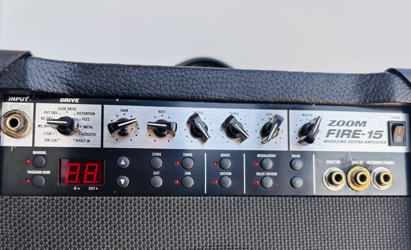 Bass Guitar Amplifier Zoom Fire-15 - photo 2