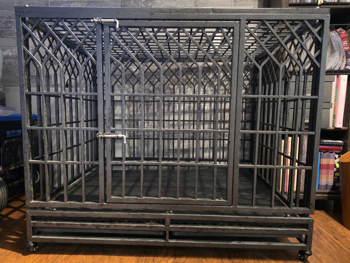 Heavy Duty Metal Dog Crate