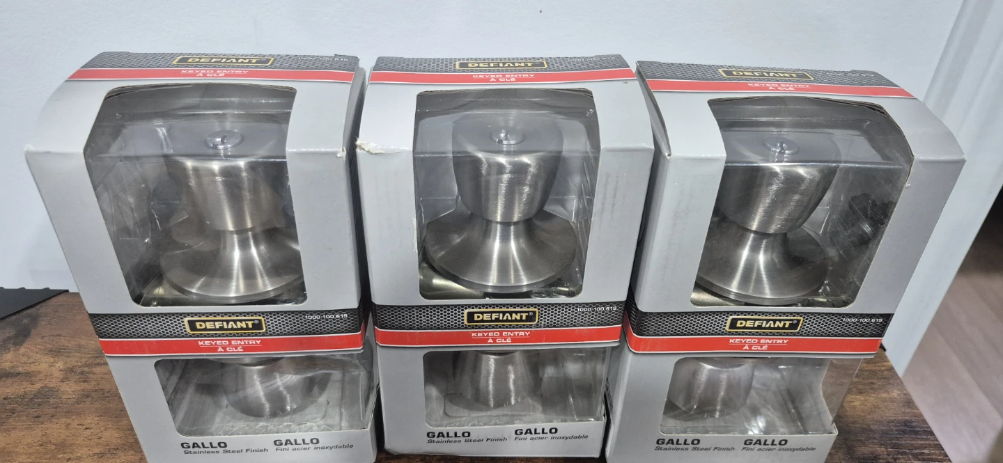 Defiant Gallo Keyed Entry Lockset - Stainless Steel