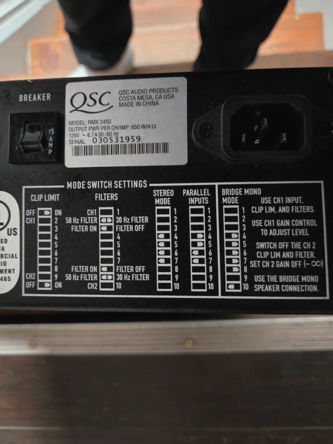 QSC RMX 2450 Professional Power Amplifier - photo 3