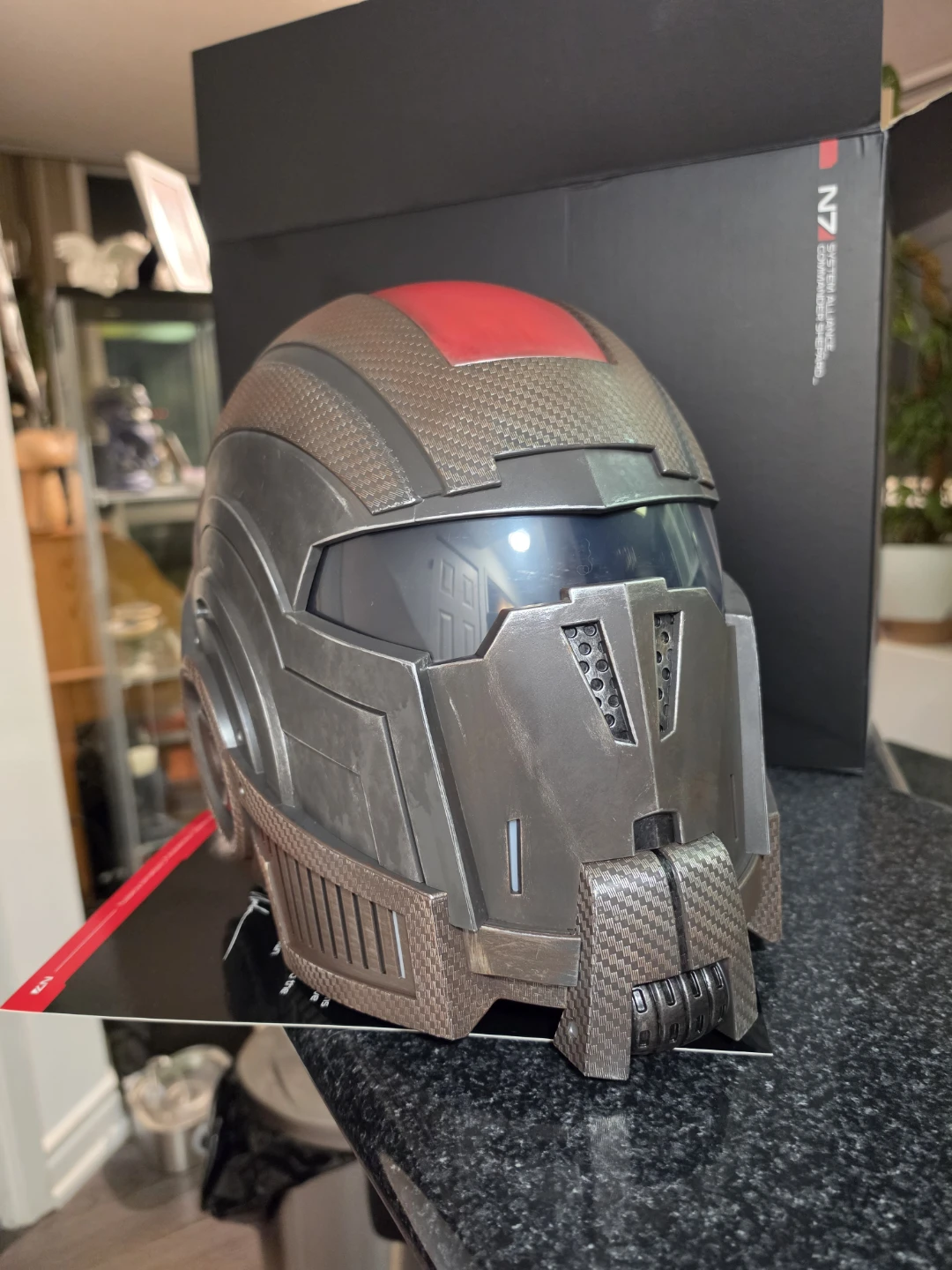 Mass Effect Legendary Cache