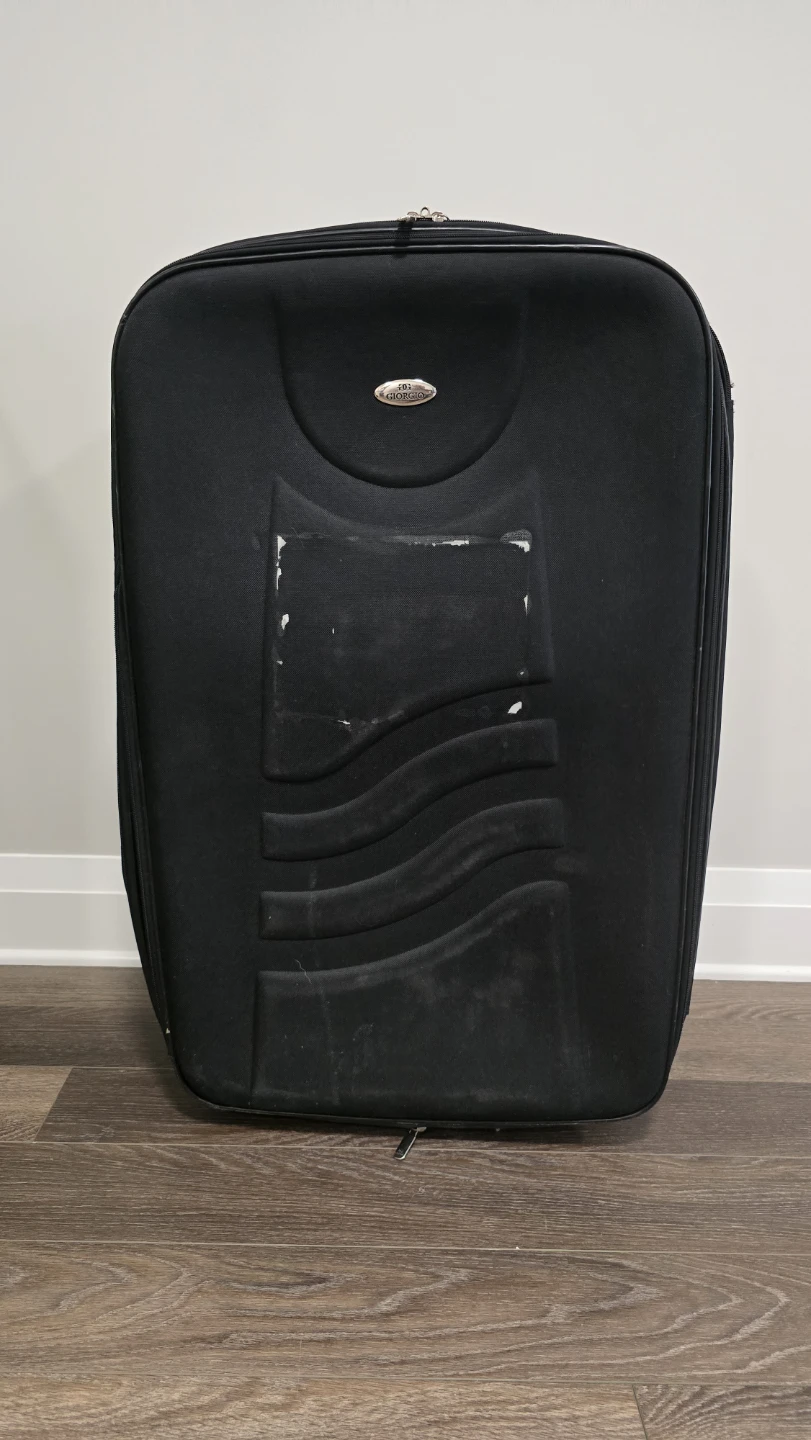 Black Expandable Rolling Suitcase – Fairly Used