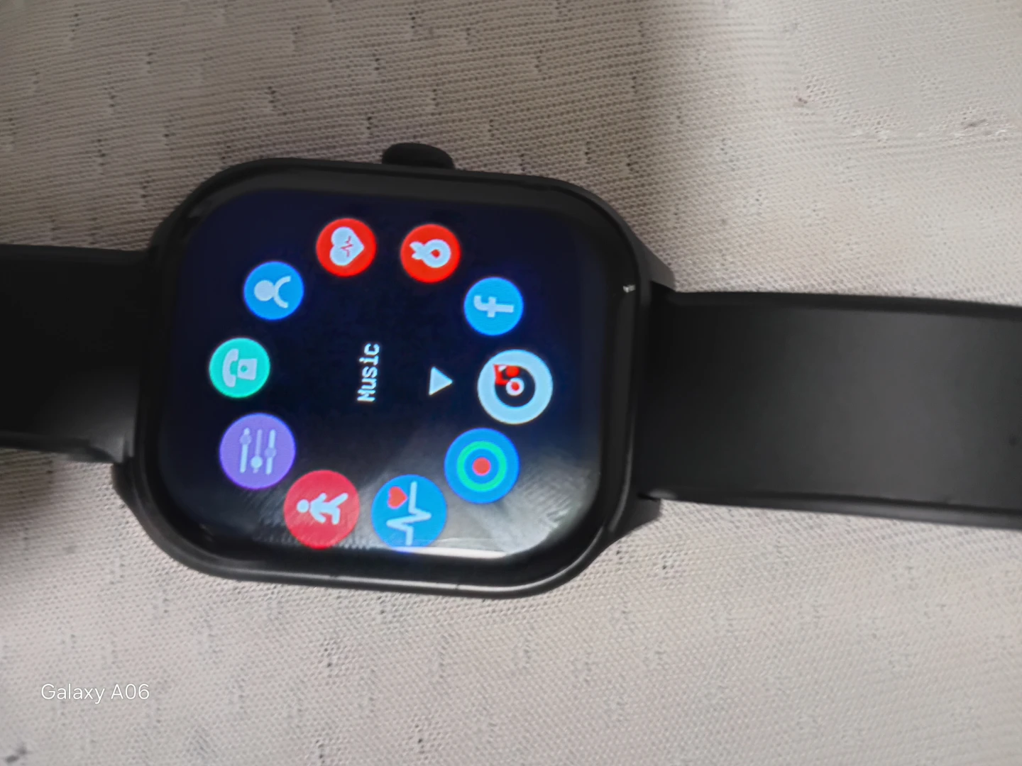 Black Smartwatch - photo 3
