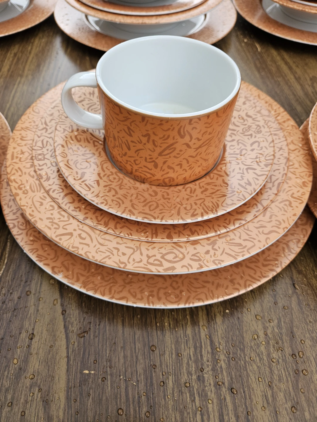 Beautiful 90 pieces fine china dinnerware set - photo 3