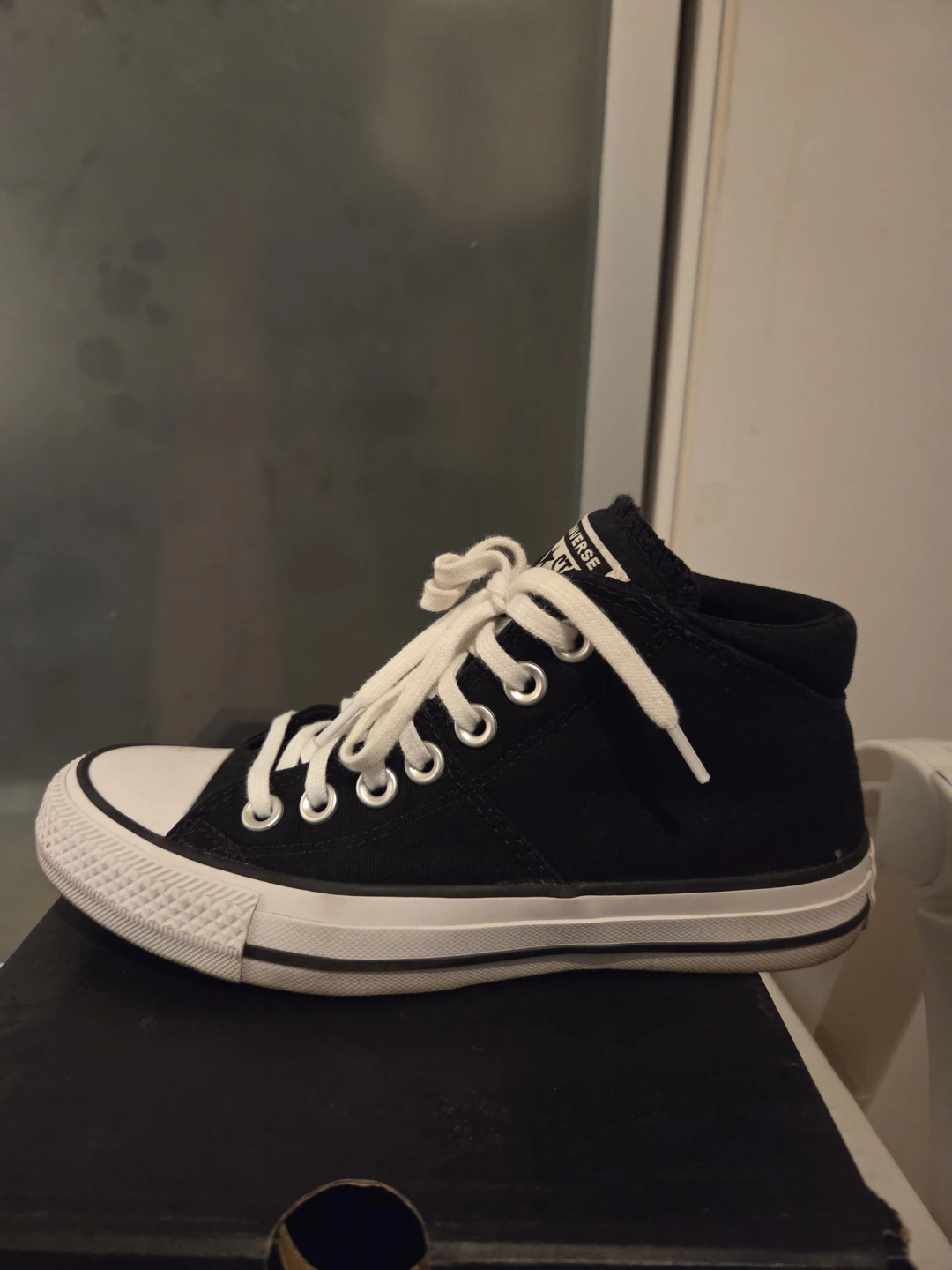 Converse Chuck Taylor All Star Madison Mid - photo 2